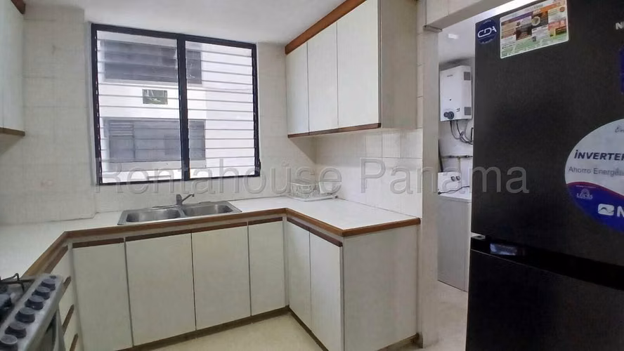 Apartamentol en Venta en Marbella JG