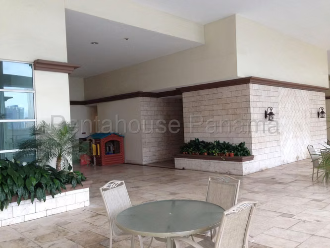 Apartamento en Paitilla - Venta