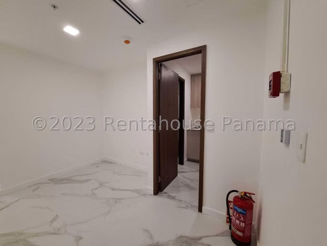 Consultorio en Costa del Este - Venta