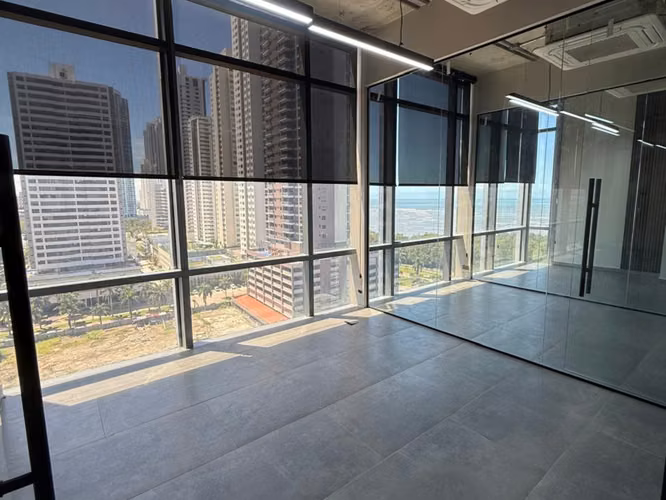 ALQUILER DE OFICINA REMODELADA EN PH PRIME TIME, COSTA DEL ESTE (3)