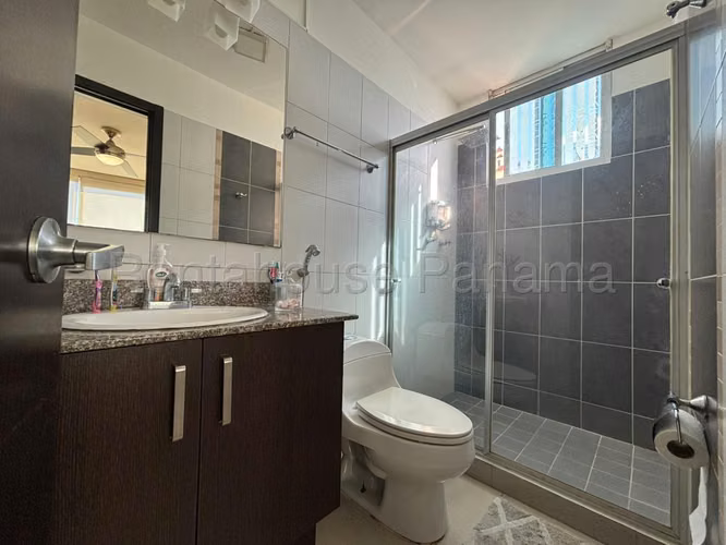 Se Vende Apartamento Frente a la Bahía de Panamá en San Francisco 26PPM5603