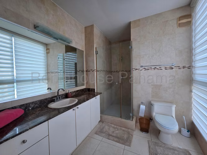 Alquiler de Apartamento en Avenida Balboa Ph Grandbay Tower Solo Cliente Directo LFC
