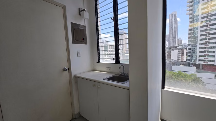 Oficina en Calle 50 — 70 m² | PH Global Plaza