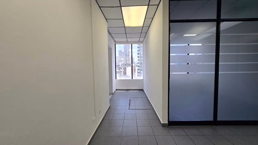 Oficina en Calle 50 — 70 m² | PH Global Plaza