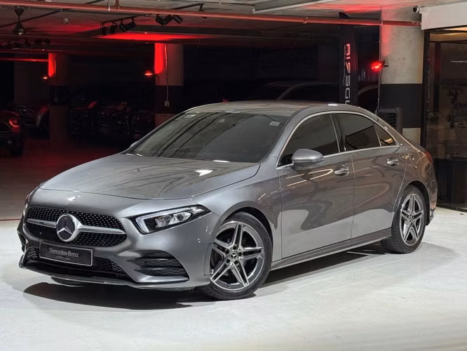 MERCEDES-BENZ A200 SEDÁN 2019