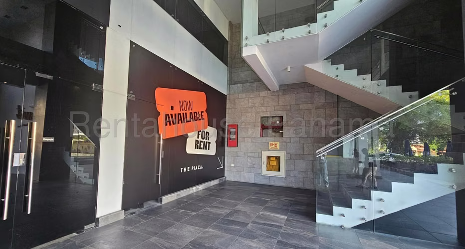 Local comercial de 112 m2 en Alquiler en San Francisco 27PPM421