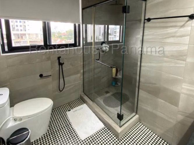 Alquiler de Apartamento Amoblado en Coco del Mar DPV