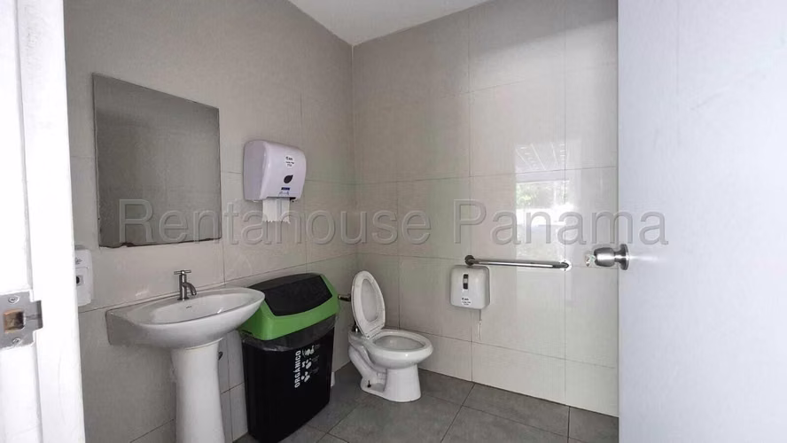 Local Comercial de 162m2 en Alquiler en San Francisco 27PPM420