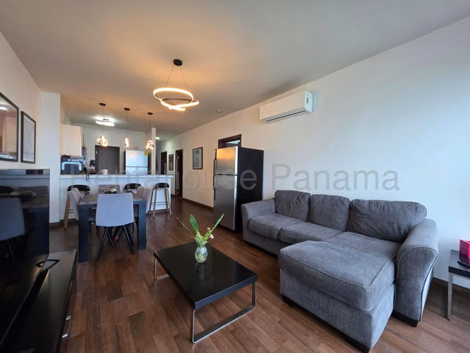 Alquiler de Apartamento en Avenida Balboa Ph Grandbay Tower NS