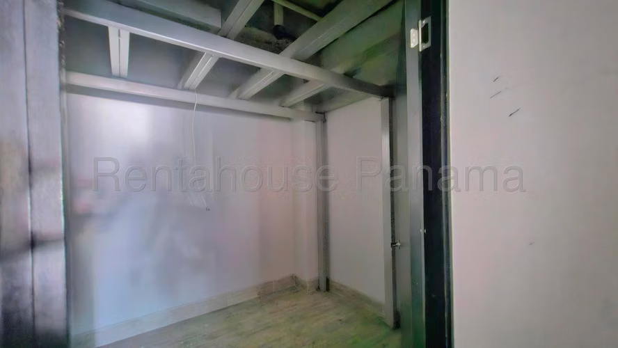 Local Comercial de 150 m2 en Alquiler en San Francisco 27PPM416