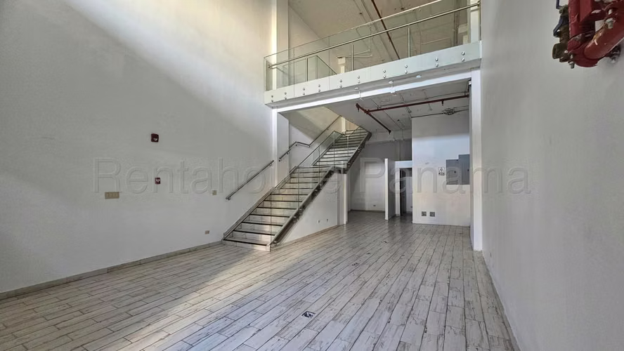 Local Comercial de 150 m2 en Alquiler en San Francisco 27PPM418