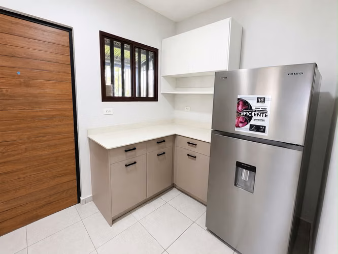 CASA NUEVA EN ALQUILER EN UNA ZONA EXCLUSIVA DE SAN PABLO - Imagen 12