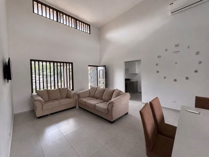 CASA NUEVA EN ALQUILER EN UNA ZONA EXCLUSIVA DE SAN PABLO - Imagen 11