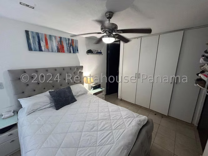Venta de apartamento en Ph Cosmopolitan Towers 27MVCH466