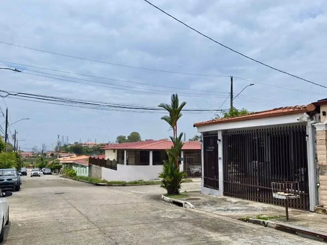 VENTA CASA VILLA LUCRE OPORTUNIDAD ec