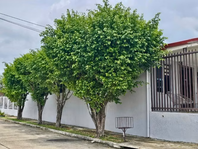 VENTA CASA VILLA LUCRE OPORTUNIDAD ec