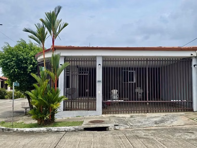 VENTA CASA VILLA LUCRE OPORTUNIDAD ec