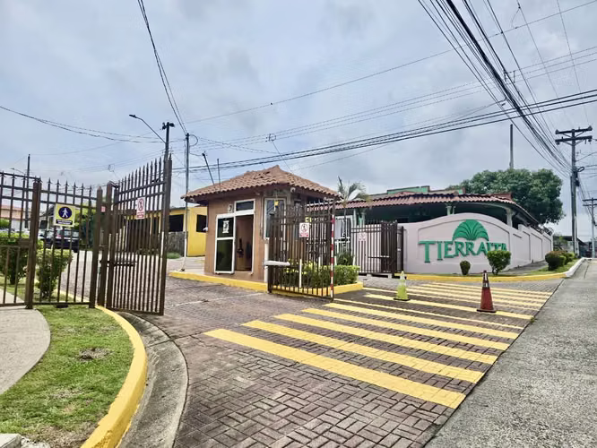 VENTA CASA VILLA LUCRE OPORTUNIDAD ec