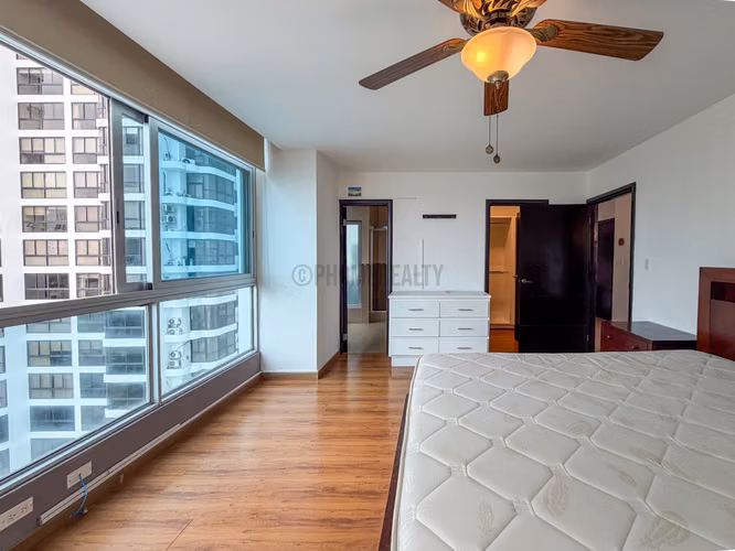 Apartamento en Alquiler en Avenida Balboa, Panamá