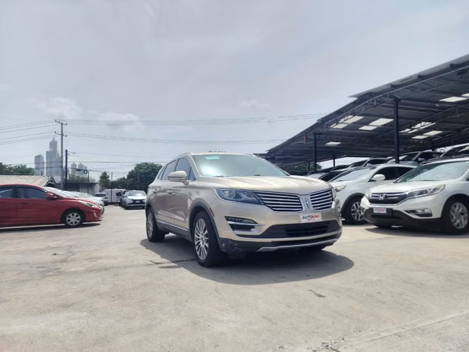 Lincoln Mkc 2015