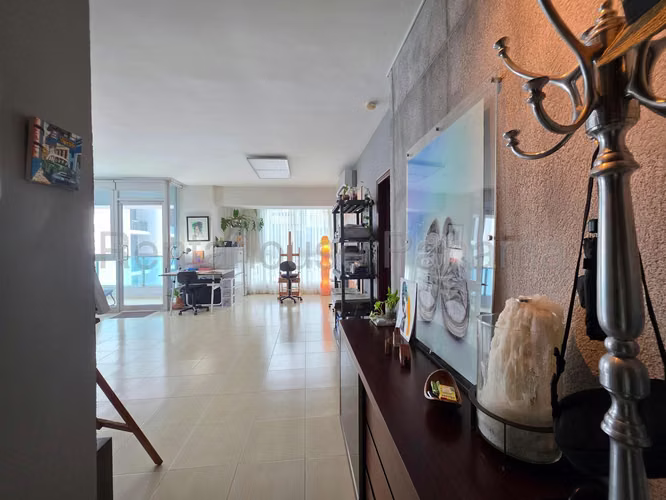 Se Vende Apartamento en Avenida Balboa LA27-439