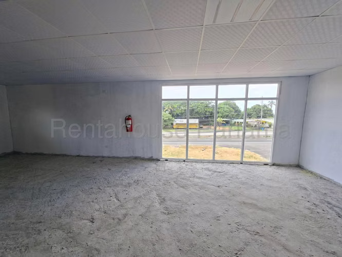 VENTA DE GALERA  EN CHAME.  ABS