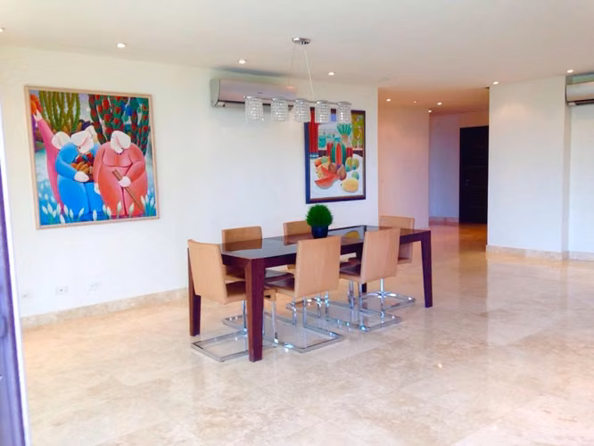 VENDO APARTAMENTO EN PH ALLURE
