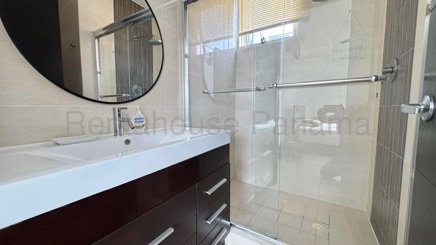 Apartamento en Venta en Clayton. PH CLAYTON PARK I. 27LDC54
