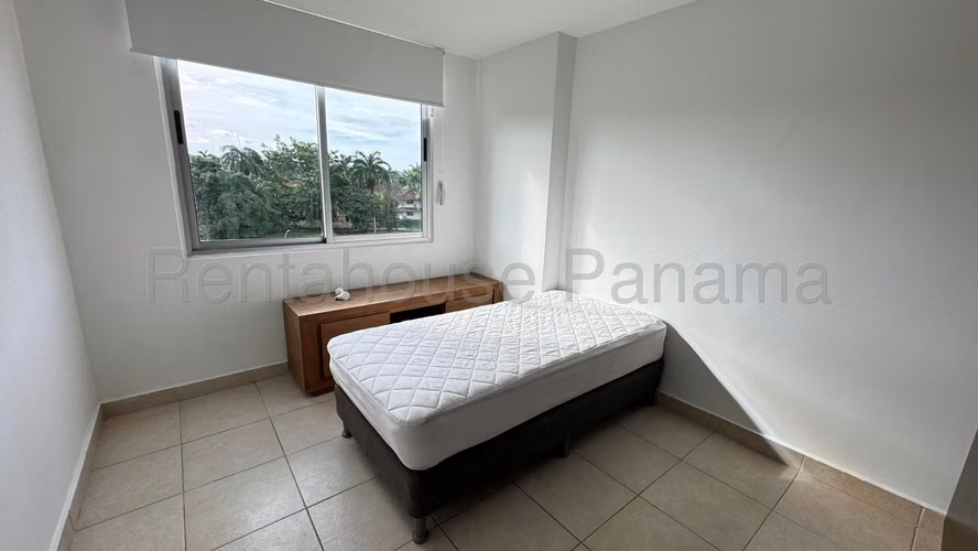 Apartamento en Venta en Clayton. PH CLAYTON PARK I. 27LDC54