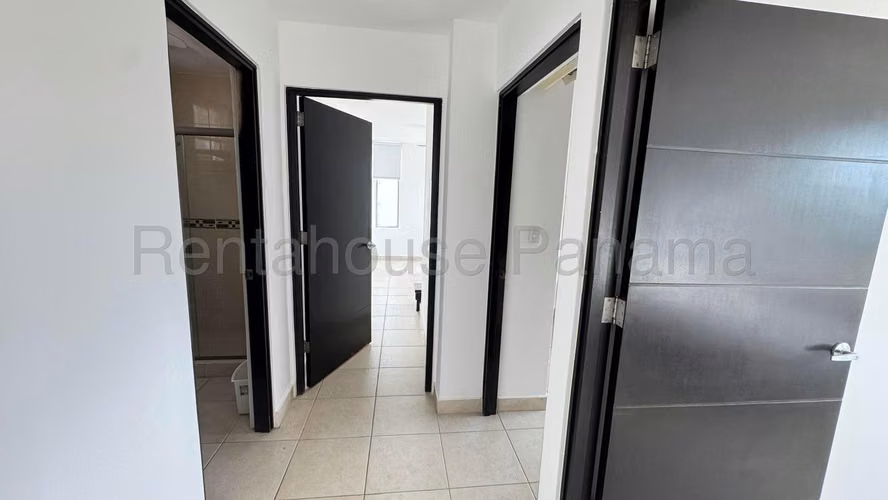 Apartamento en Venta en Clayton. PH CLAYTON PARK I. 27LDC54