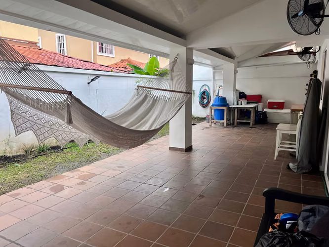 Casa en Venta y Alquiler – Residencial Castel Novo