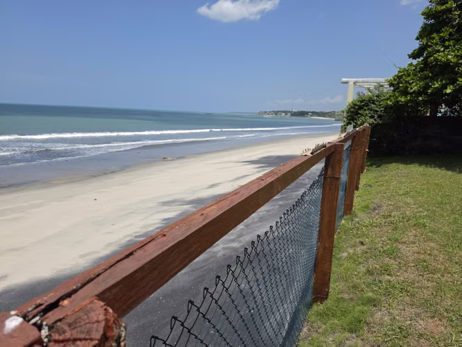 VENDO CASA. TERRENO. CORONADO. FRENTE A LA PLAYA. PLAYA.