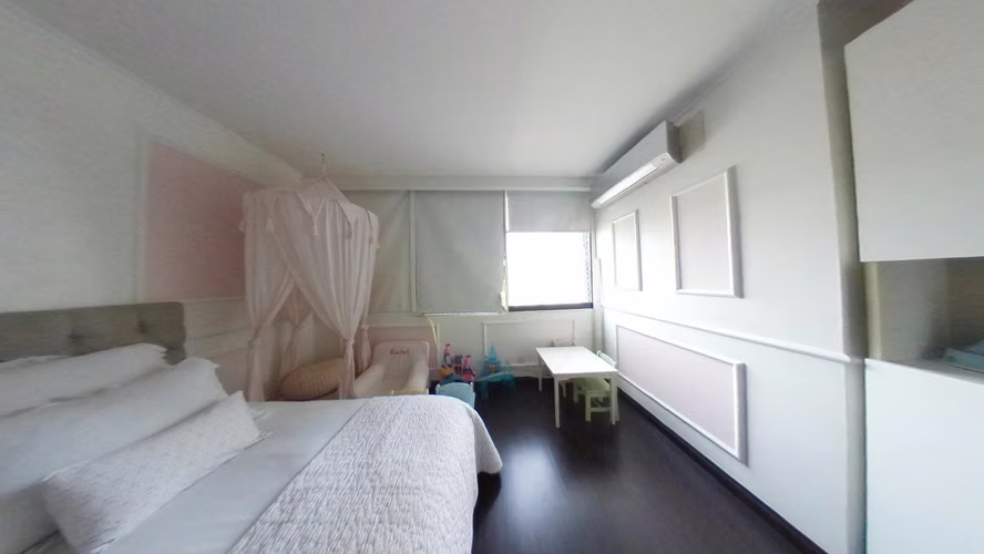 Apartamento en Venta en Avenida Balboa Los Delfines 24YCG7944