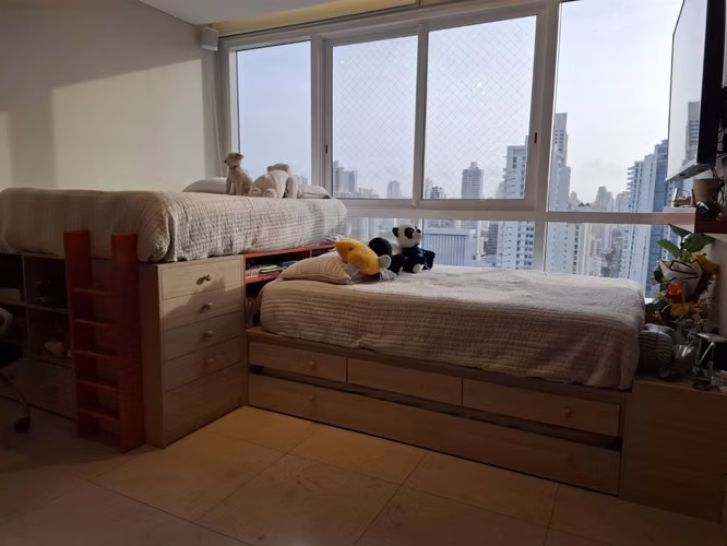 Se alquila apartamento amoblado en Coco del Mar.