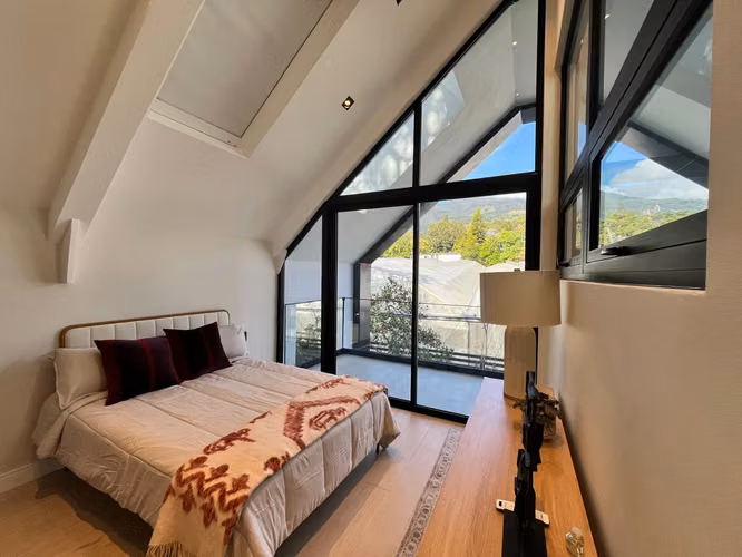 Moderna Casa de Montaña en Volcancito, Boquete |  Diseño Contemporáneo, Naturaleza ySeguridadd