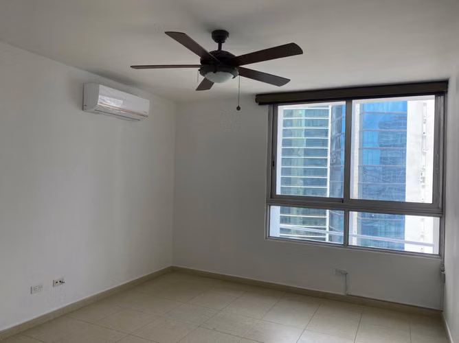 ¡En Alquiler! Amplio Apartamento con Línea Blanca, PH Sol Marina - Imagen 13