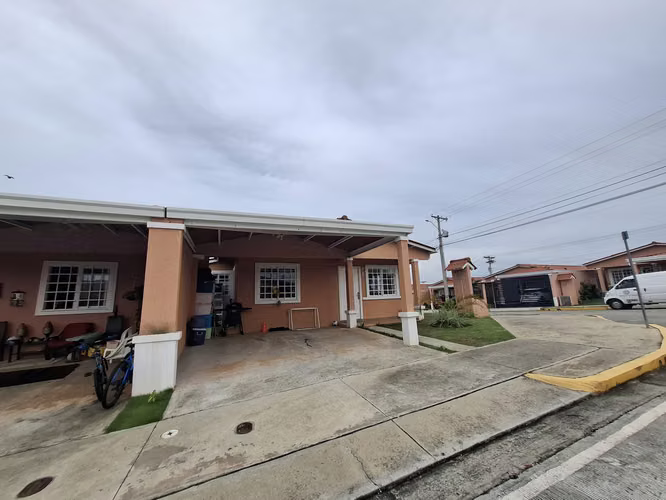 venta de casa en 24 de diciembre