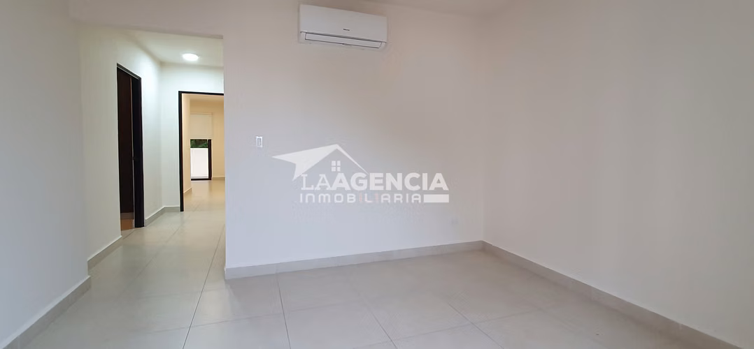 Albrook, Venta de Apartamento en Embassy Village con amplia terraza - Imagen 13