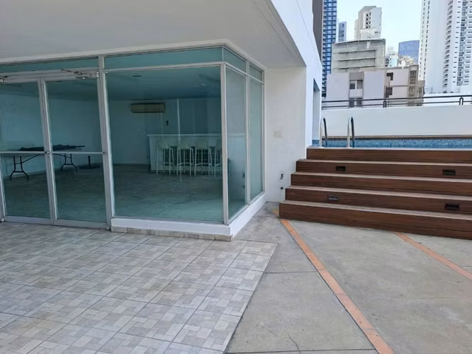 ¡En Venta! Apartamento de 92 m² con Vista al Mar