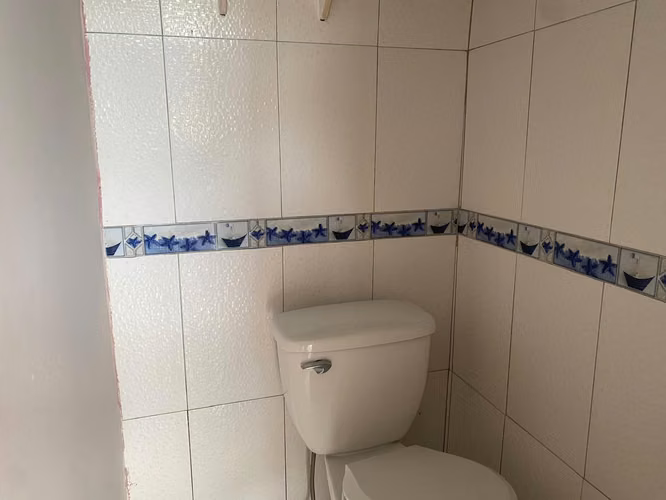 Casa en Venta con Piscina | 4 Recámaras | 319 m² de Terreno | Las Cumbres