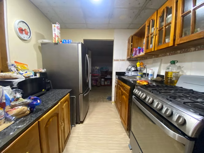 Casa en Venta con Piscina | 4 Recámaras | 319 m² de Terreno | Las Cumbres