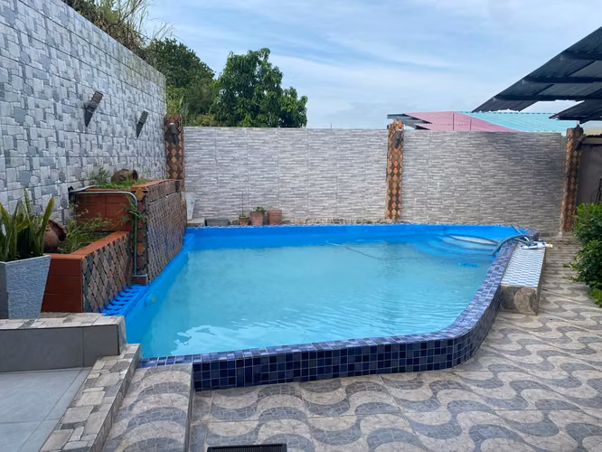 Casa en Venta con Piscina | 4 Recámaras | 319 m² de Terreno | Las Cumbres