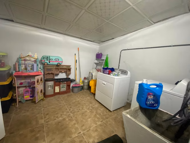 Casa en Venta con Piscina | 4 Recámaras | 319 m² de Terreno | Las Cumbres