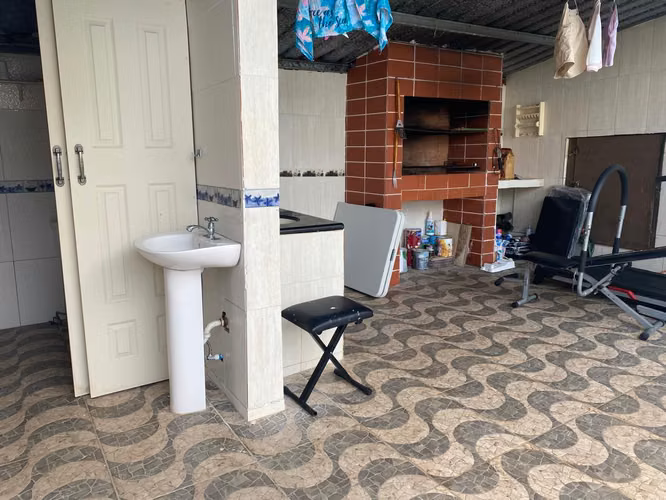 Casa en Venta con Piscina | 4 Recámaras | 319 m² de Terreno | Las Cumbres