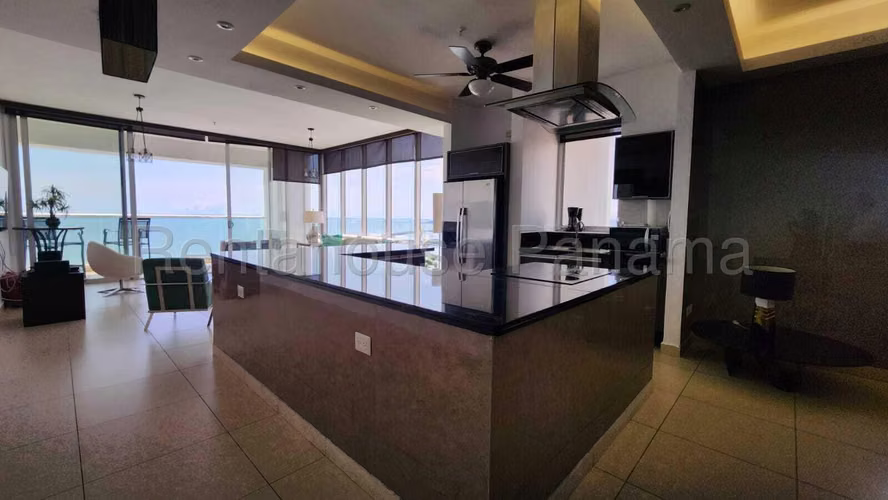 Apartamento en Venta en Avenida Balboa 25EPP3980