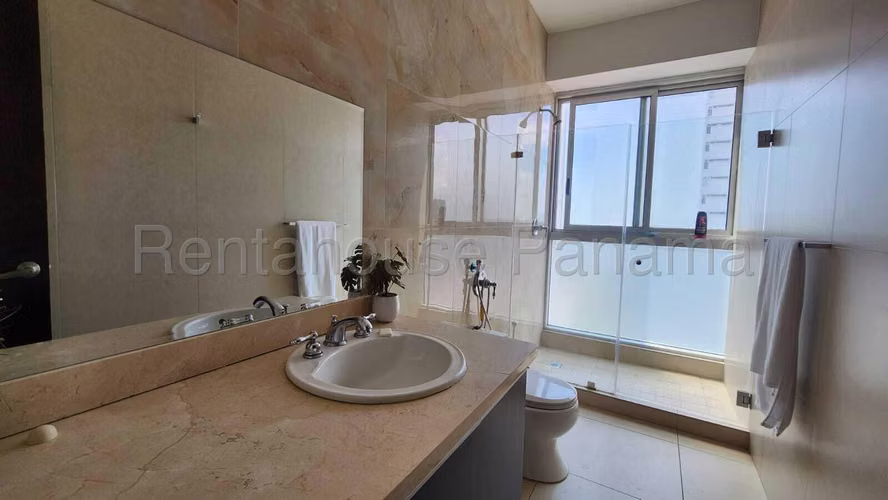Apartamento en Venta en Avenida Balboa 25EPP3980