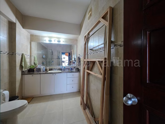 Venta Apartamento Avenida Balboa - YD