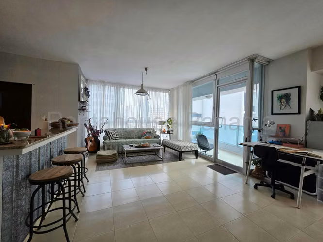 Venta Apartamento Avenida Balboa - YD