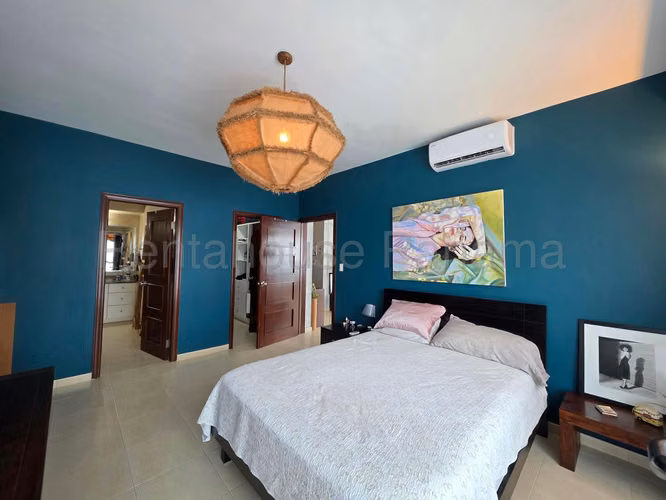 Venta Apartamento Avenida Balboa - YD