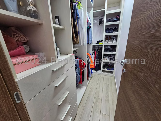 Venta Apartamento Costa del Este - YD
